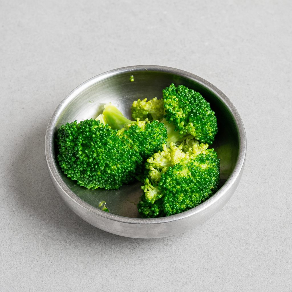 Steamed Broccoli 찐 브로콜리.
