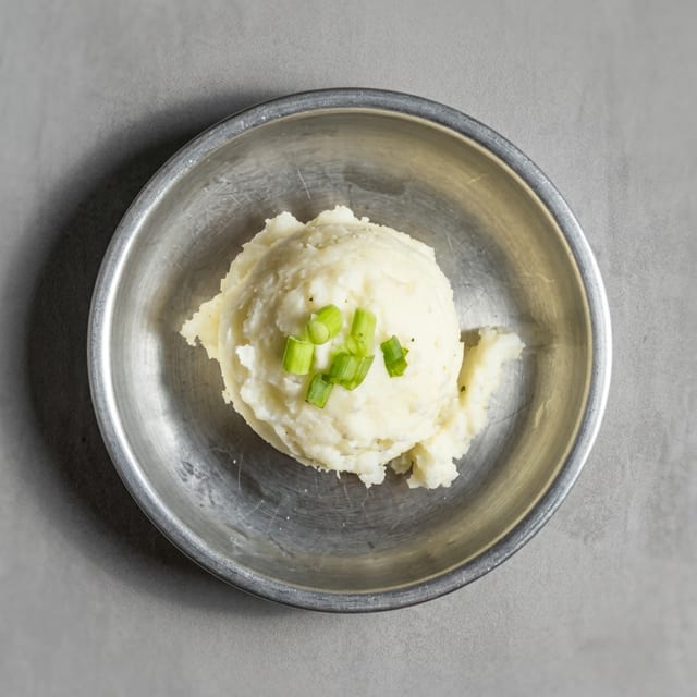 Mashed Potatoes 으깬 감자.